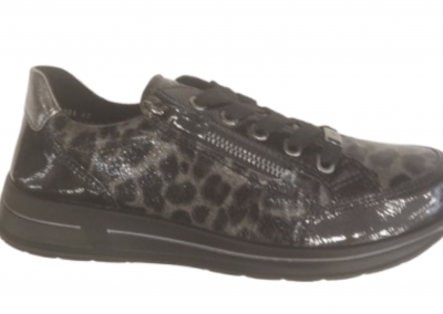 Sneaker ARA